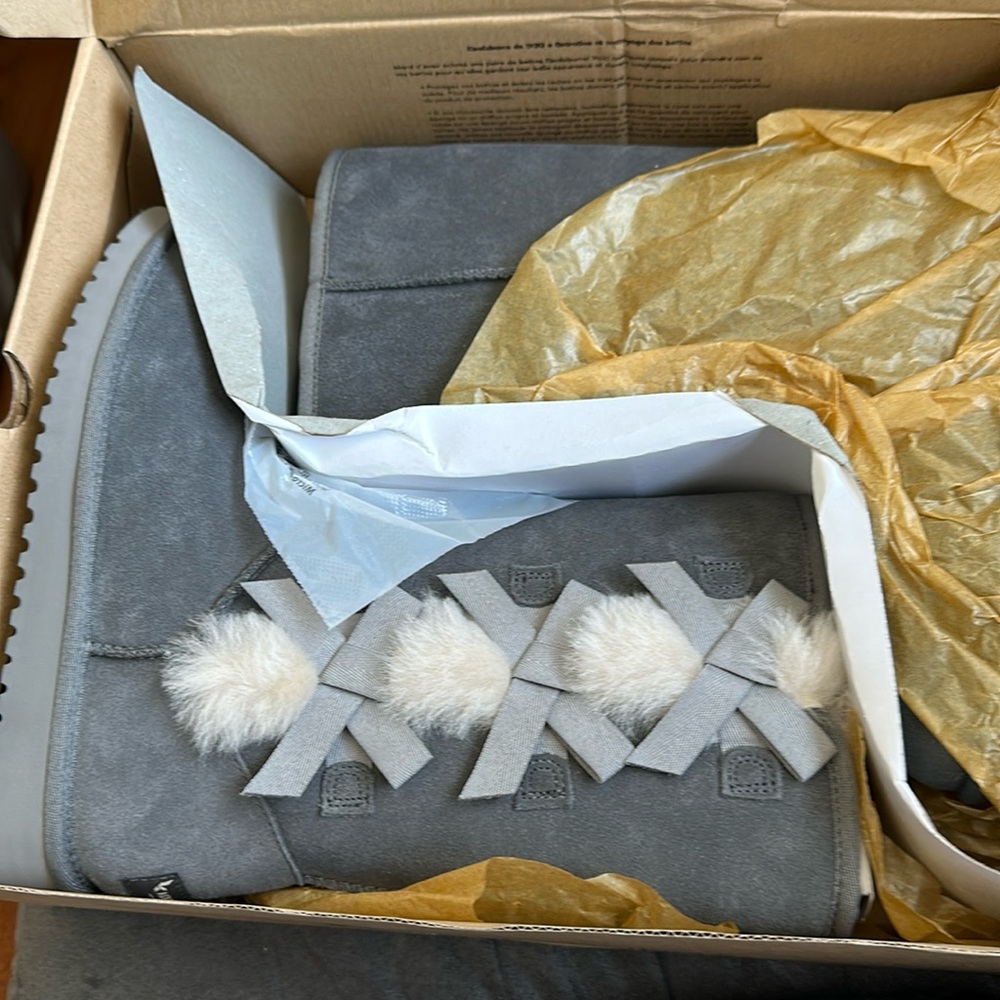 Kookaburra by Ugg